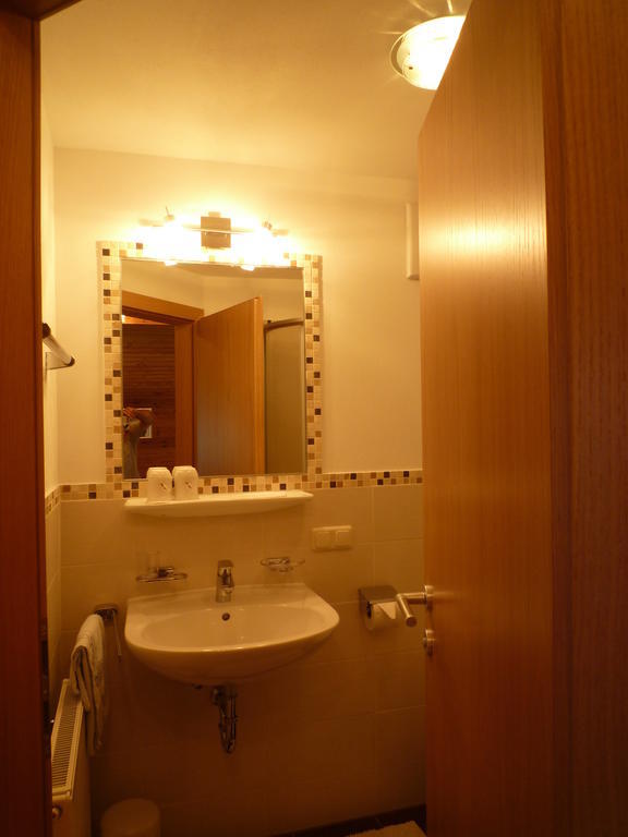 Haus Glanzern Lägenhet Westendorf Rum bild